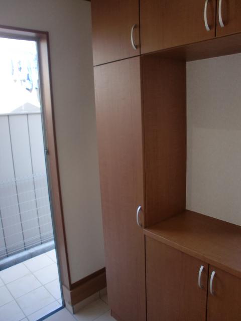 Receipt. Interior (November 2013) Shooting