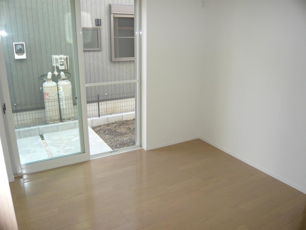 Non-living room. Indoor (September 2013) Shooting