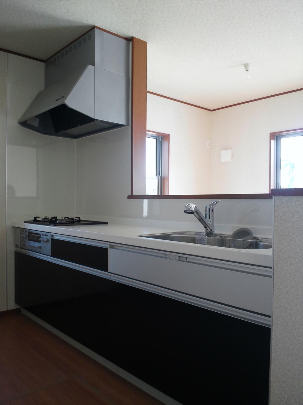 Same specifications photo (kitchen). Example of construction