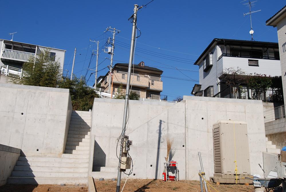 Other local. Local (12 May 2013) Shooting