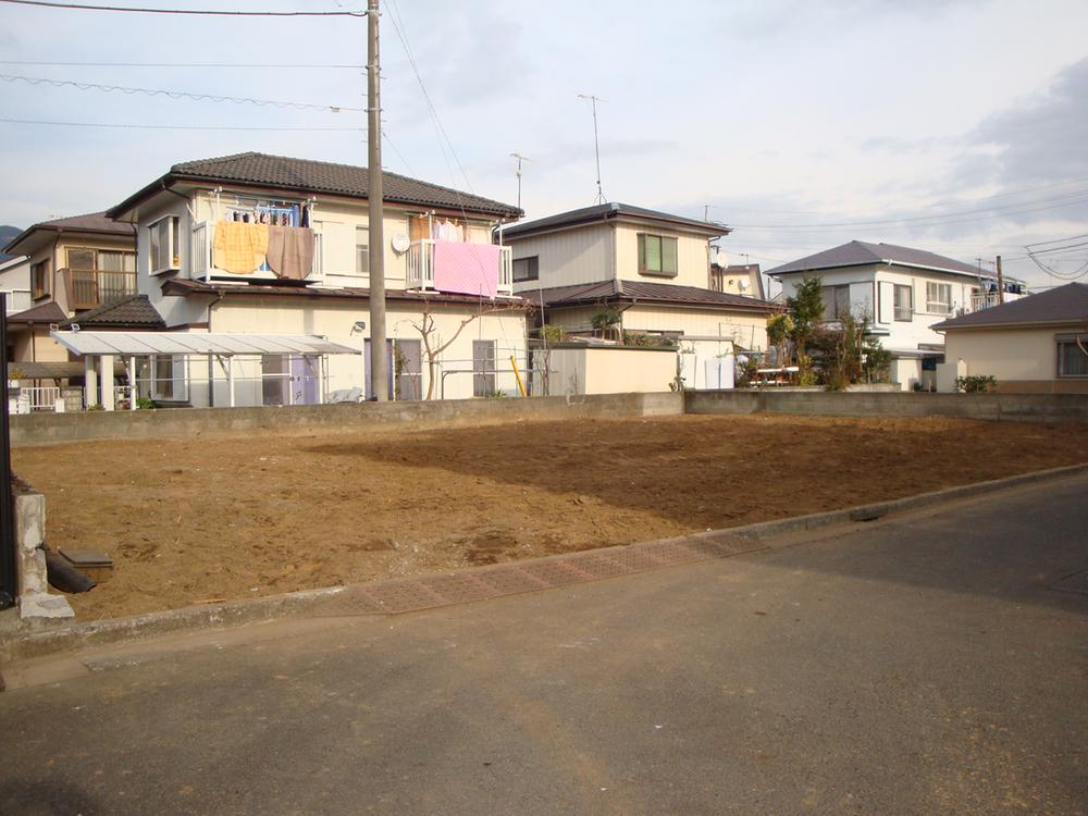 Local land photo. Local (12 May 2012) shooting