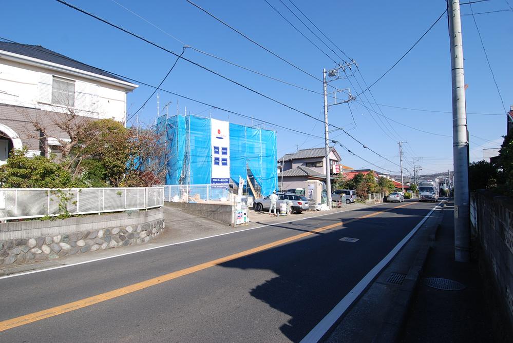 Local photos, including front road. Local (12 May 2013) Shooting