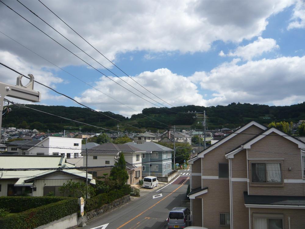 View photos from the dwelling unit. View from local (September 2013) Shooting