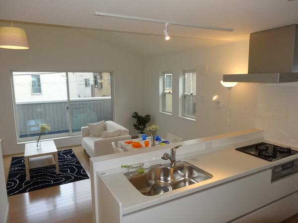 Living. Indoor (May 18, 2013) Shooting  [Building 3]