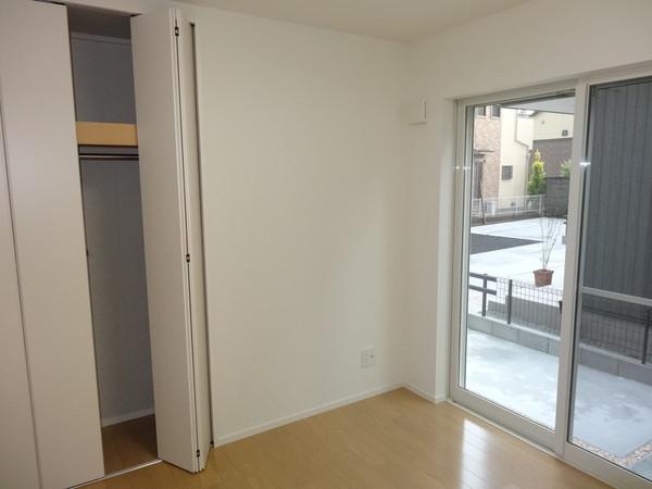 Non-living room. Indoor (May 18, 2013) Shooting