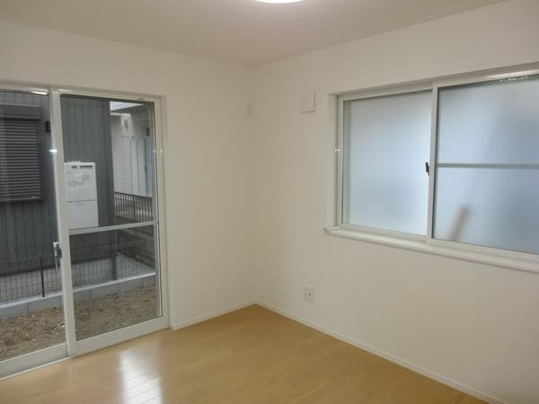 Non-living room. Indoor (May 18, 2013) Shooting