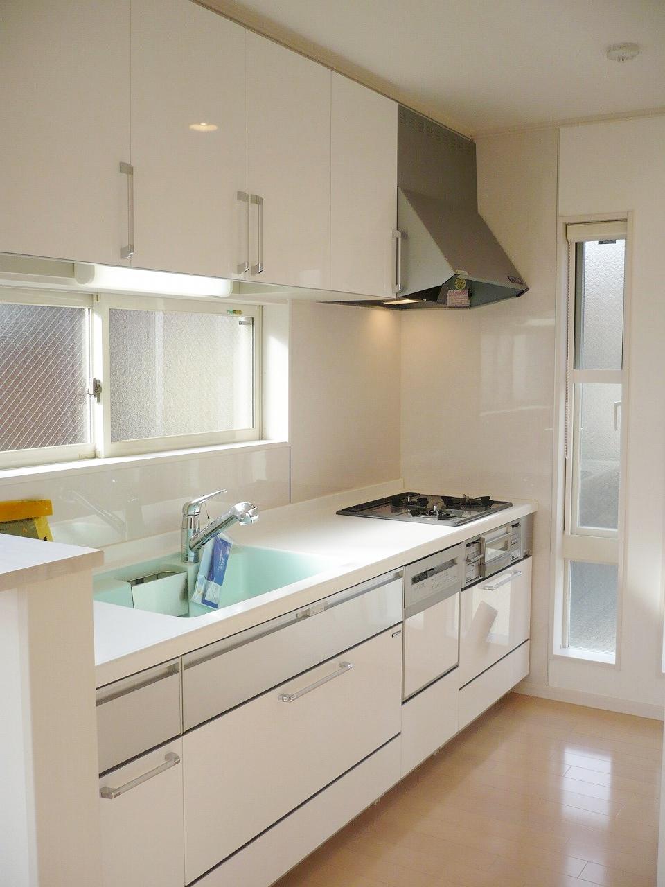Same specifications photo (kitchen). Example of construction