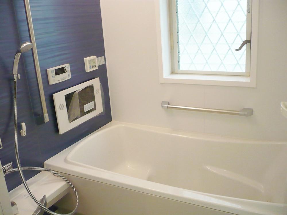 Same specifications photo (bathroom). Example of construction