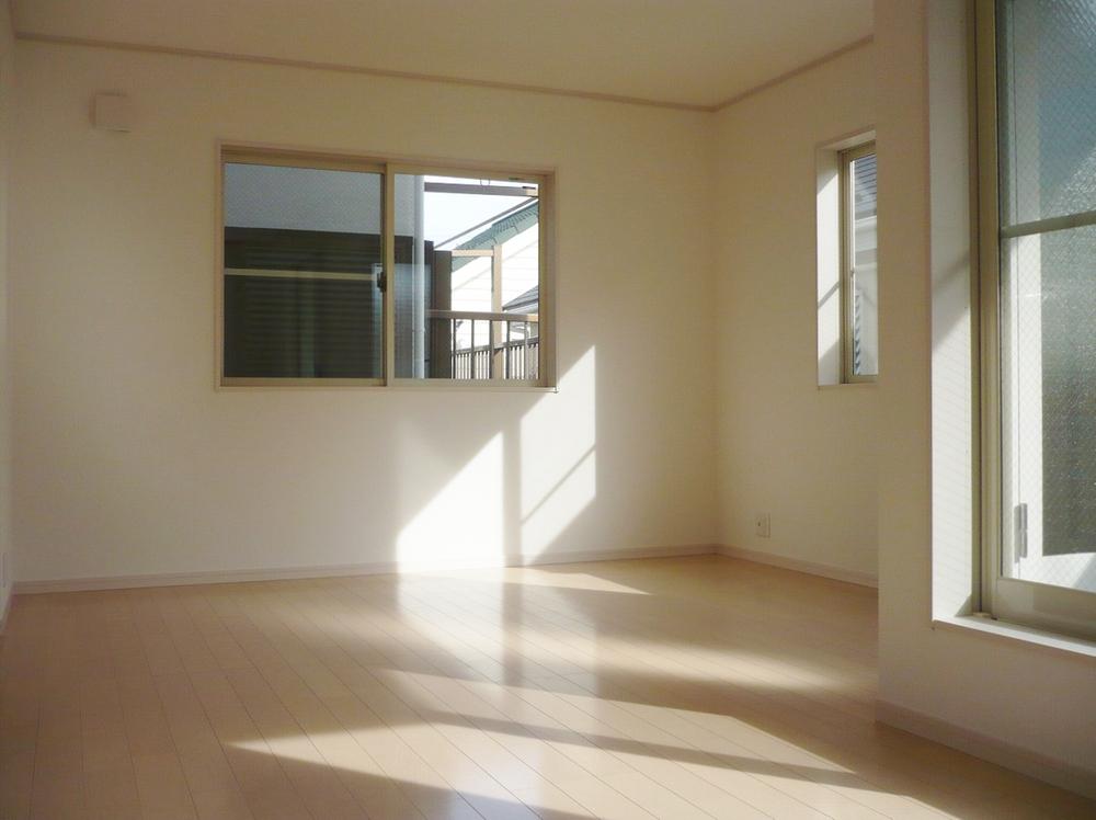 Same specifications photos (Other introspection). Example of construction