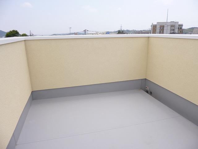 Balcony. Local (June 2013) Shooting