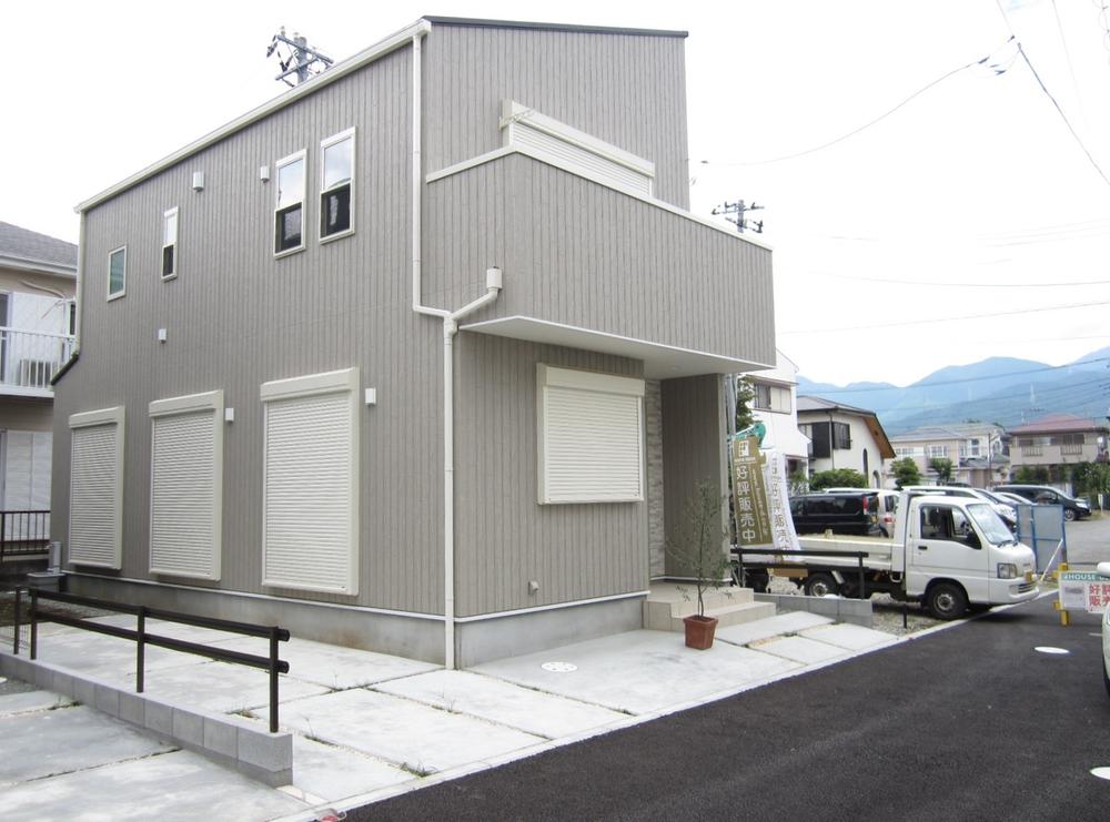 Local appearance photo. Local (September 2013) Shooting