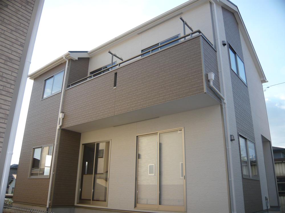 Local appearance photo. Indoor (September 2013) Shooting