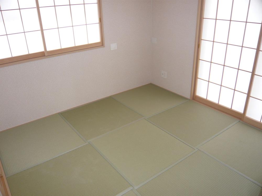 Non-living room. Indoor (September 2013) Shooting