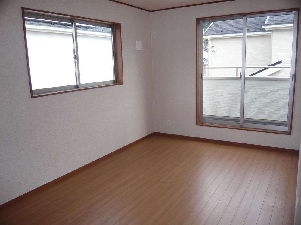 Non-living room. Indoor (September 2013) Shooting