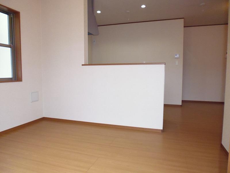 Living. Indoor (10 May 2013) Shooting Building 2