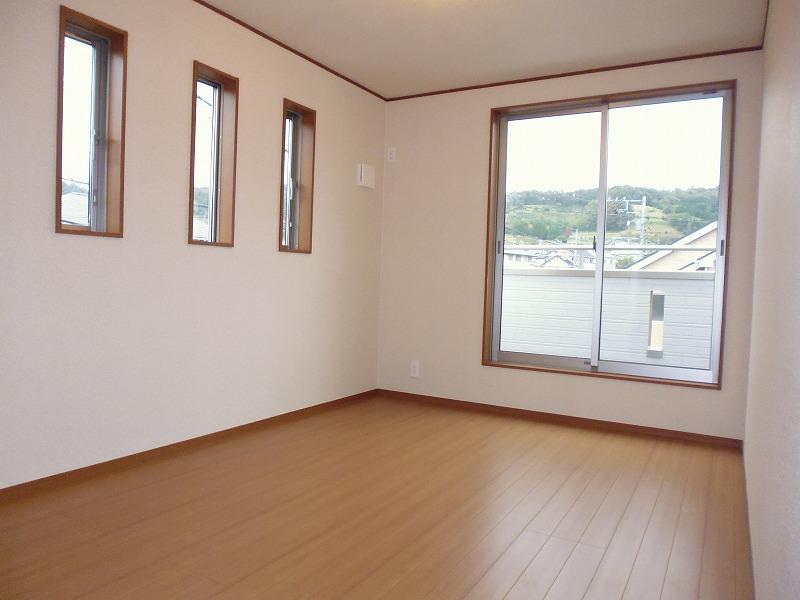 Non-living room. Indoor (10 May 2013) Shooting