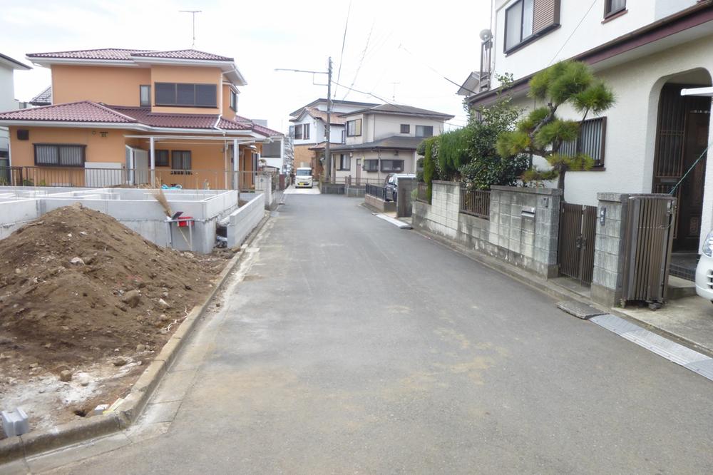 Local photos, including front road. Northwest corner lot Car space is two Allowed!