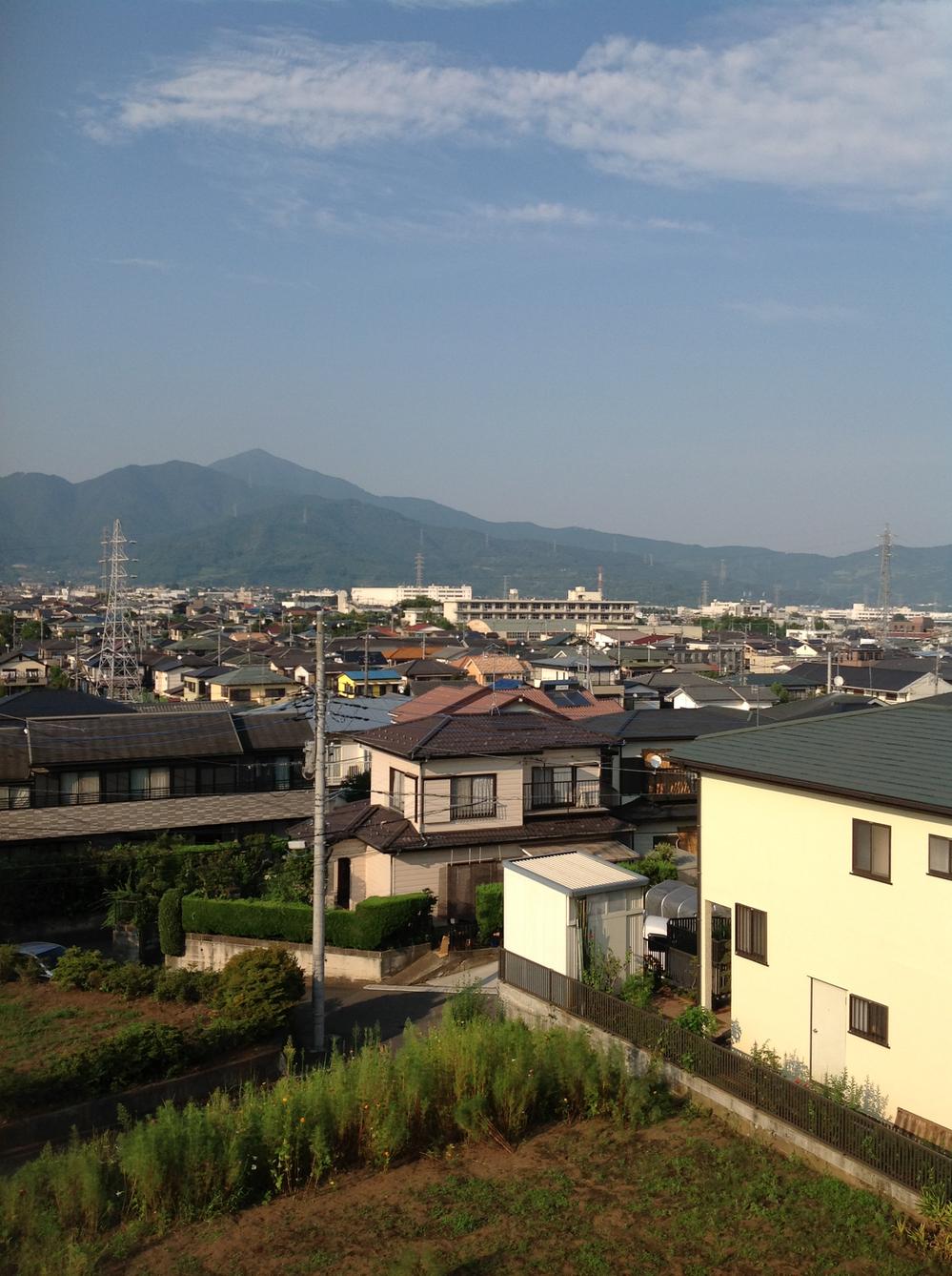 View photos from the dwelling unit. View from local (08 May 2013) Shooting