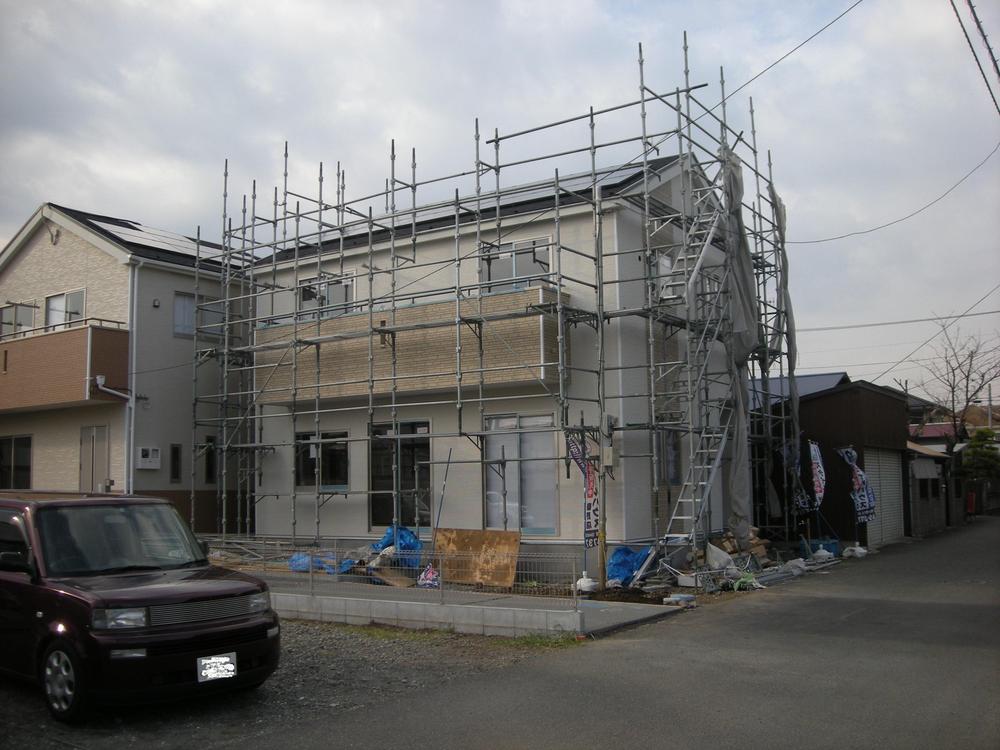 Local appearance photo. Local (10 May 2013) Shooting