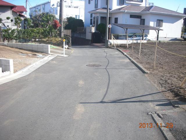 Local photos, including front road. Local (11 May 2013) Shooting