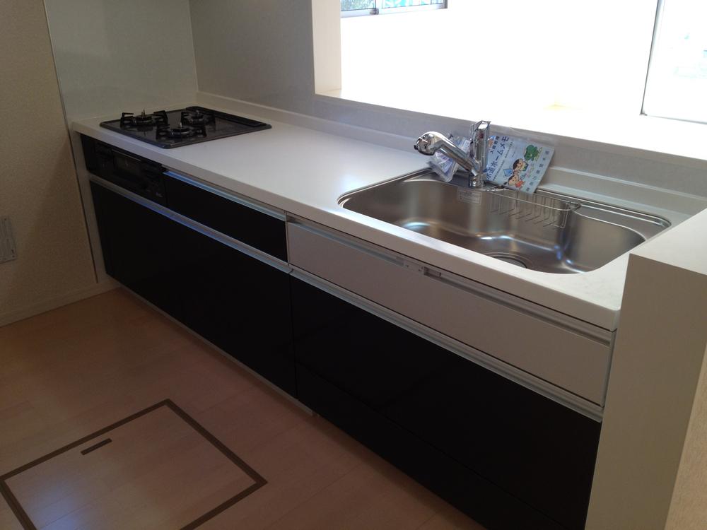 Same specifications photo (kitchen). Same specifications