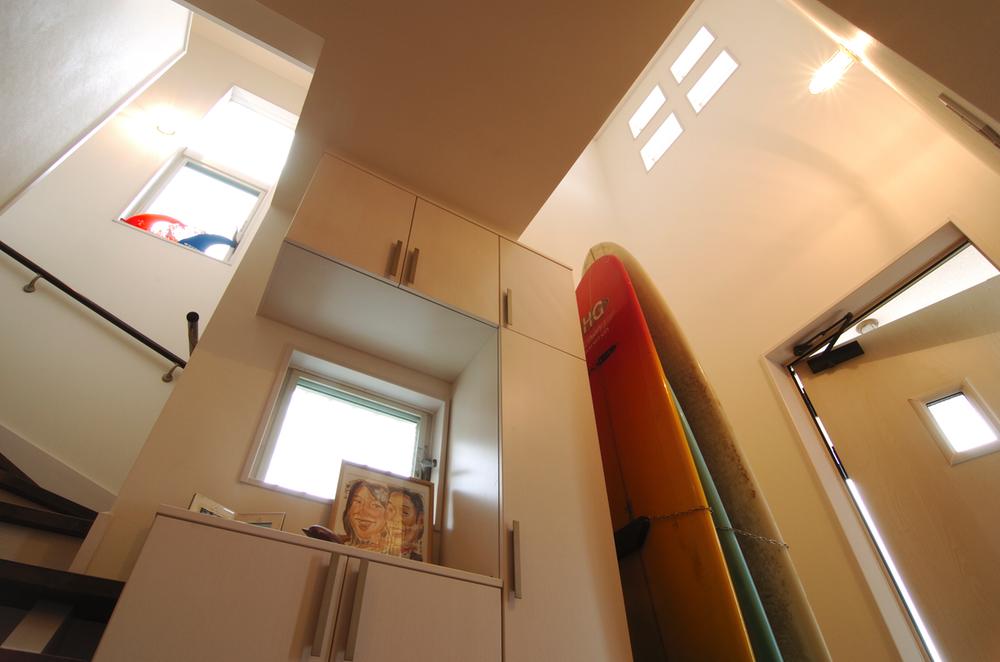 Building plan example (introspection photo). It established a long surf boat in the front door