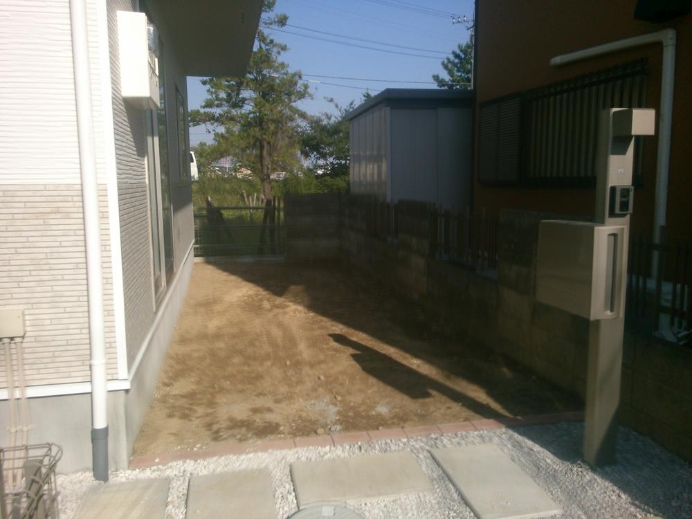 Parking lot. Local (September 19, 2013) Shooting