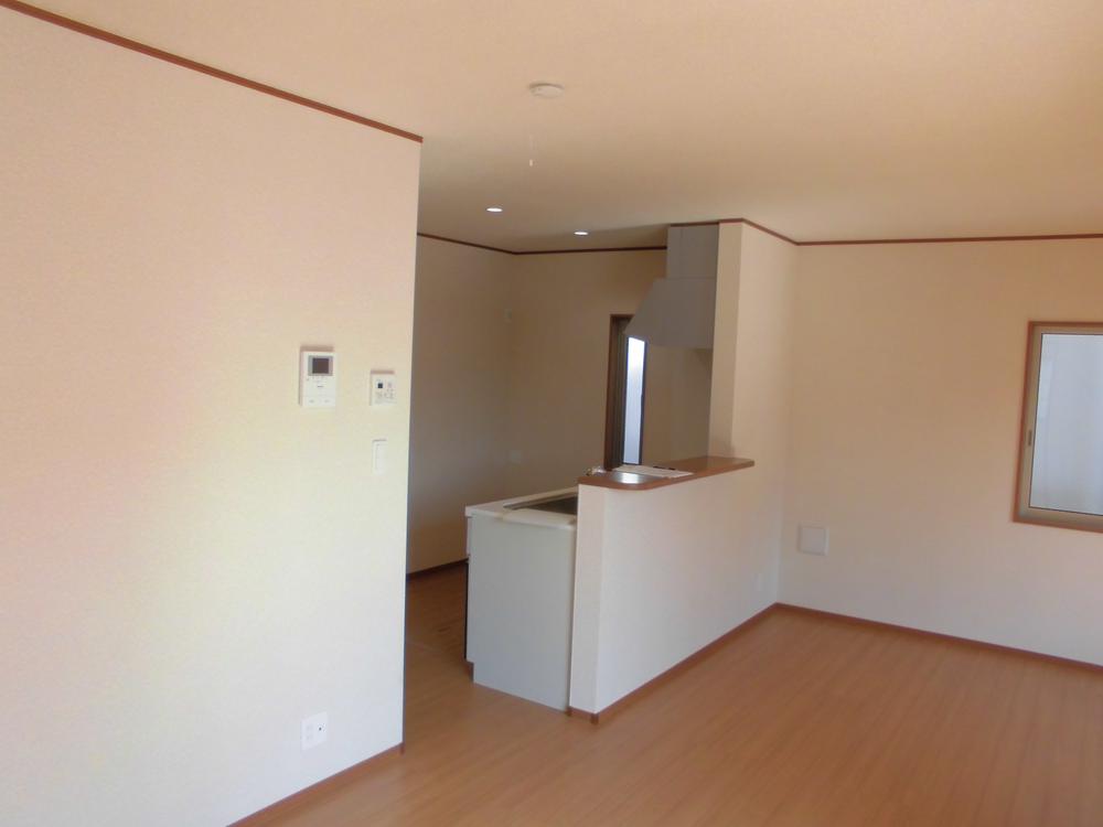 Living. Indoor (12 May 2013) Shooting  [1 Building]