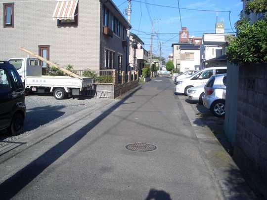 Local photos, including front road. Frontal road