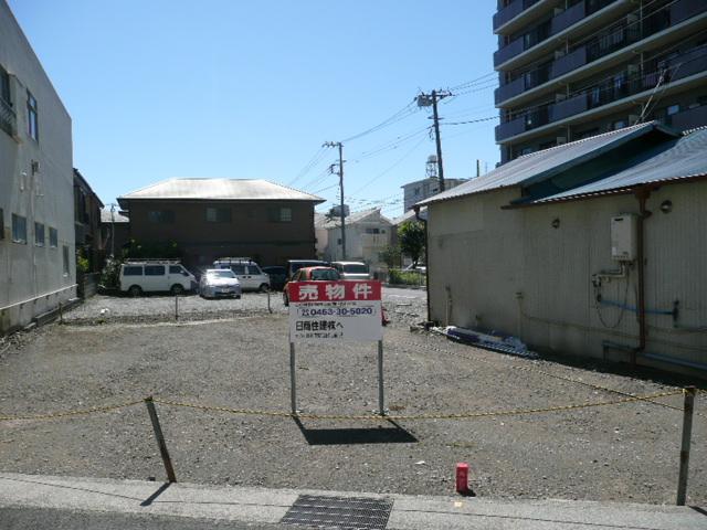 Local photos, including front road. Local road including land photo (September 2013) Shooting