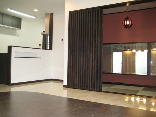 Building plan example (introspection photo). Look at the car from the living room