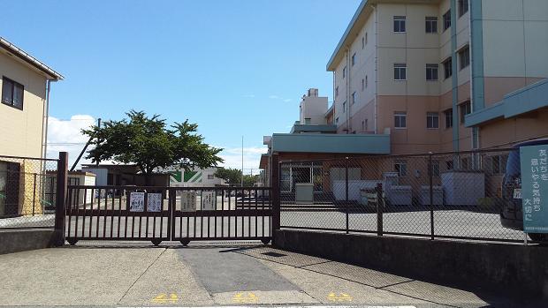 Primary school. Hiratsuka Municipal Matsunobu 300m up to elementary school