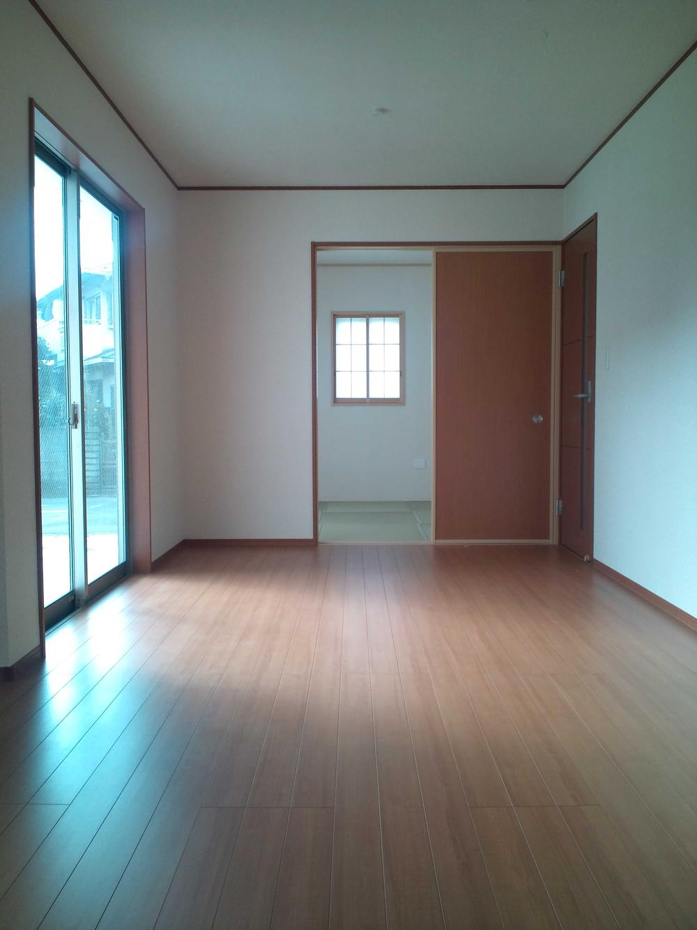 Living. Indoor (11 May 2013) Shooting