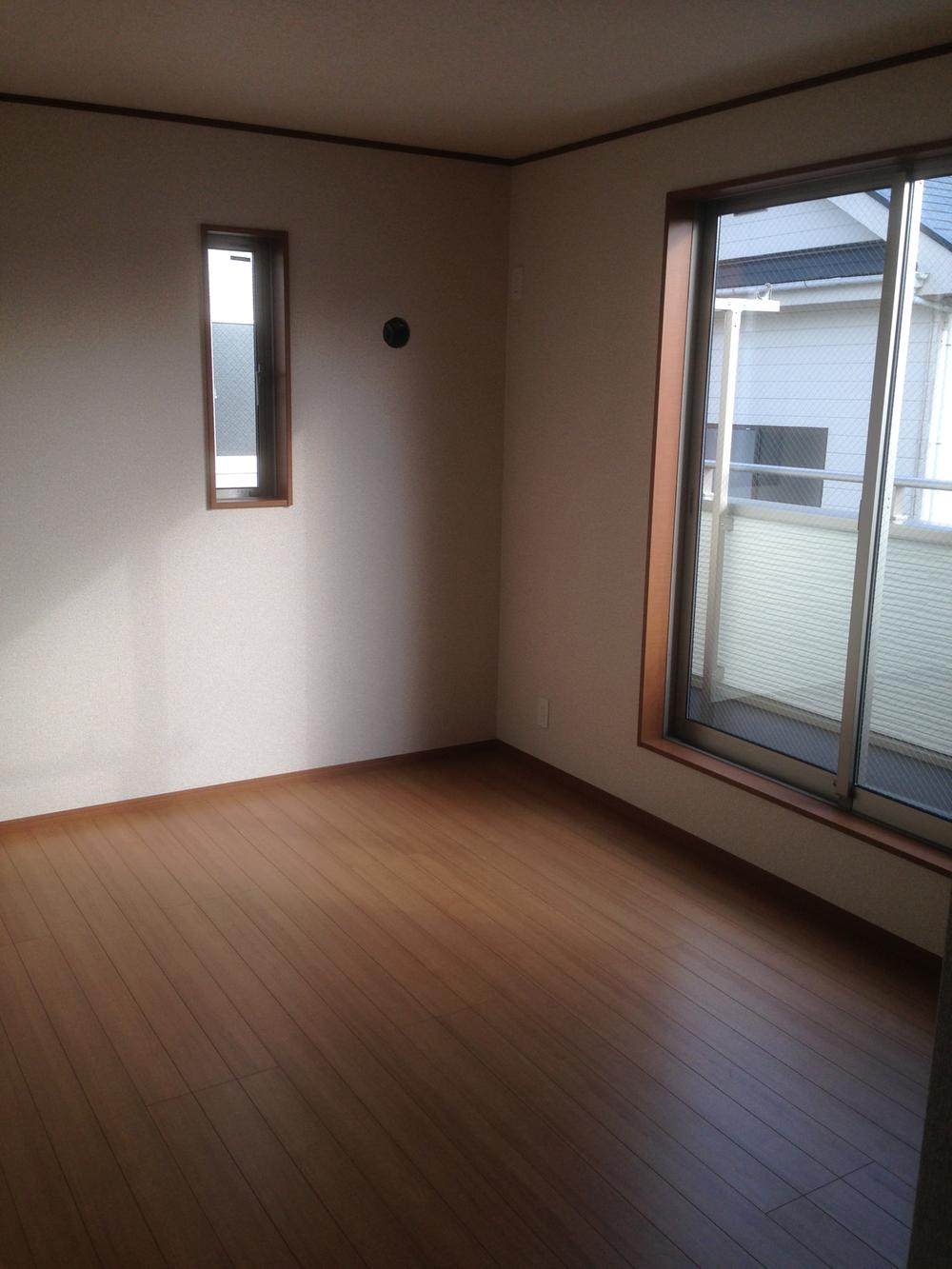 Non-living room. Indoor (10 May 2013) Shooting