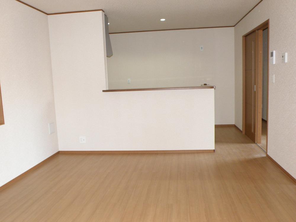 Living. Local (11 May 2013) Shooting