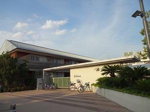 kindergarten ・ Nursery. Regional and infants realities of this garden on the basis of Shofu to kindergarten with the basics of 670m kindergarten education guidelines, Taking into account the educational environment is a kindergarten that is committed to balanced early childhood education of healthy harmony to both mind and body.