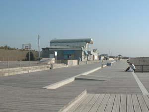 Other Environmental Photo. 700m until Hiratsuka Beach Park