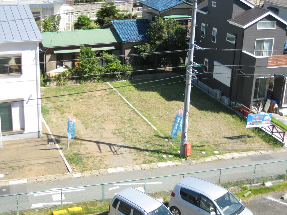 aerial photograph. A quiet residential area. It is also a good day per south road