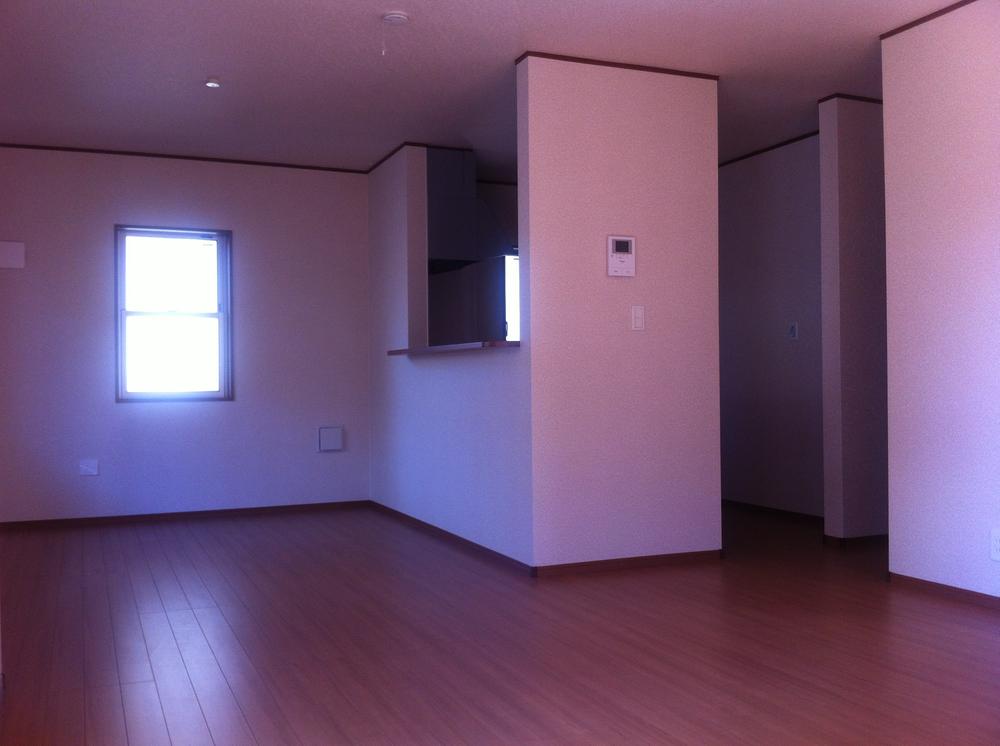 Living. Local (12 May 2013) Shooting Building 2