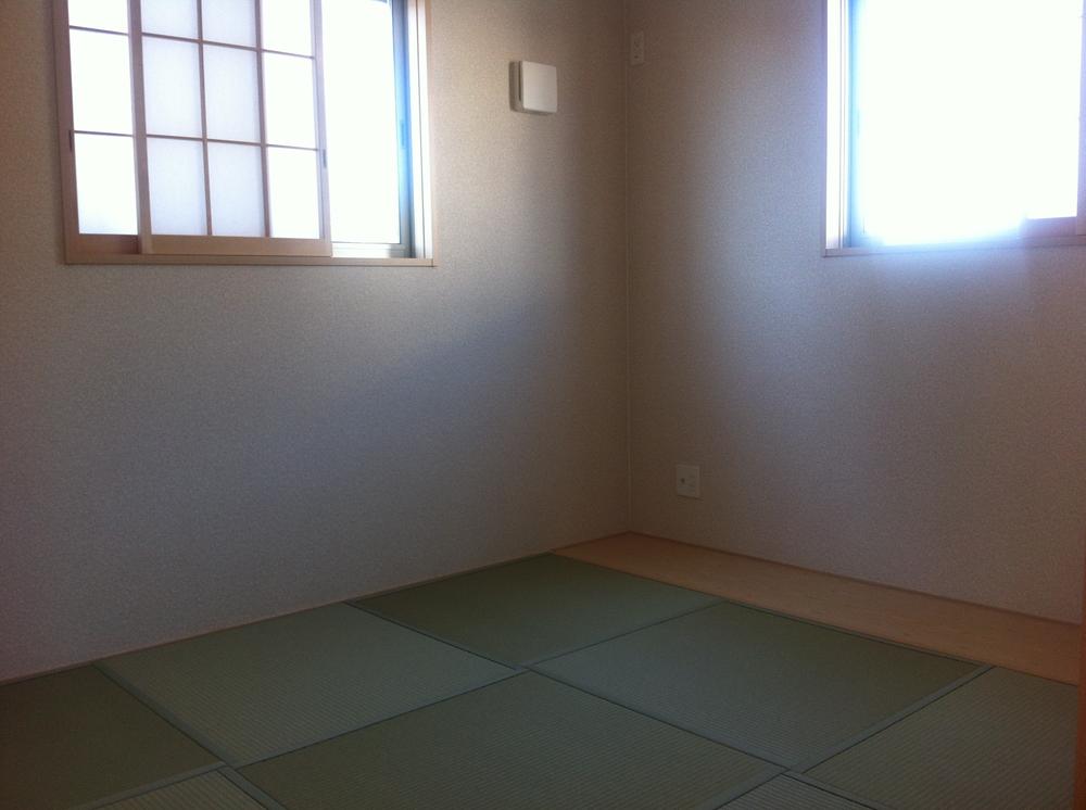 Non-living room. Local (12 May 2013) Shooting Building 2