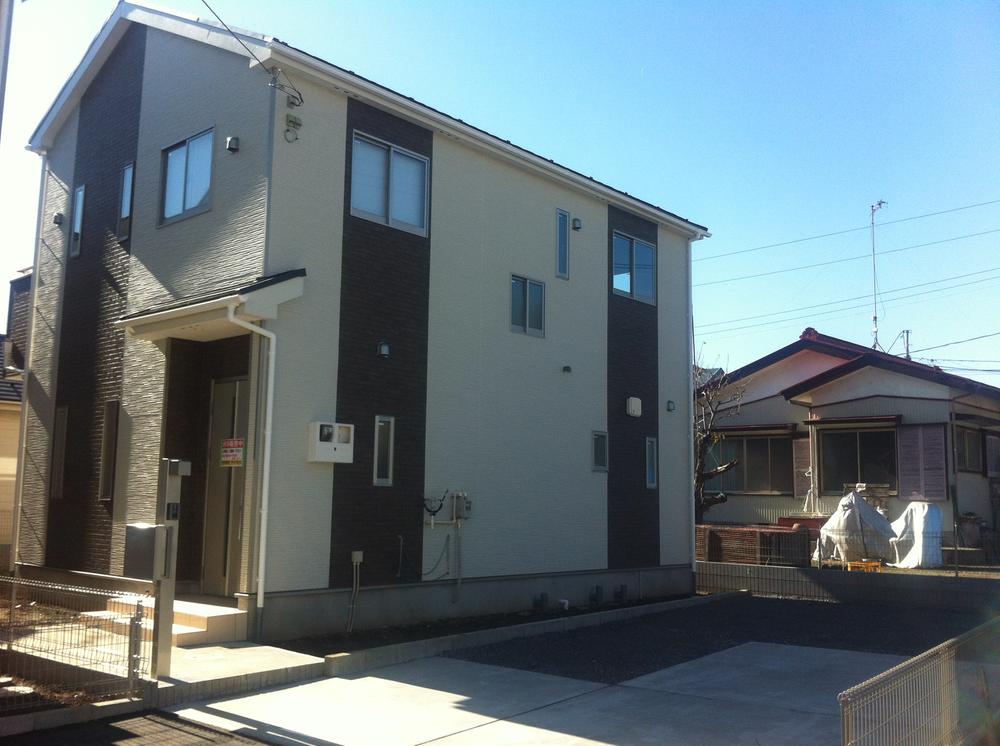 Local appearance photo. Local (12 May 2013) Shooting 1 Building