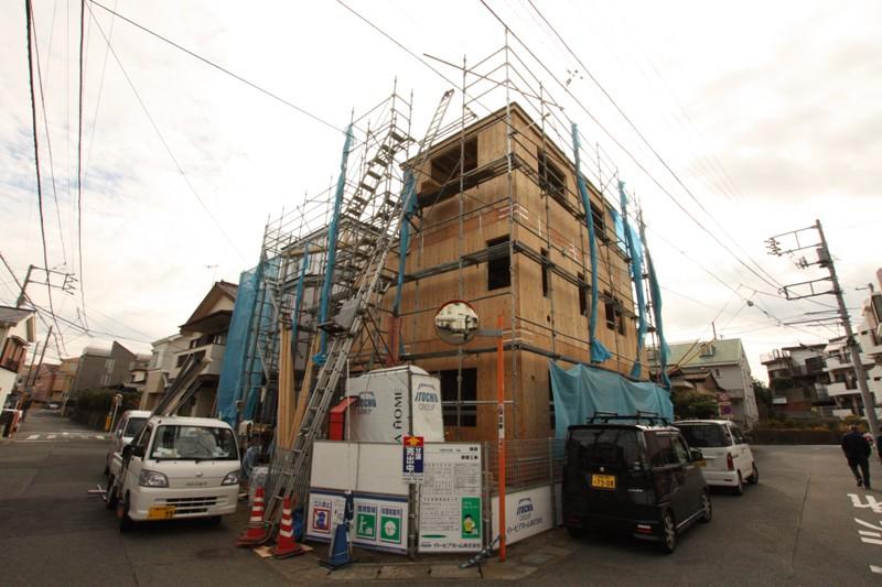 Local appearance photo. Flat 35 Available