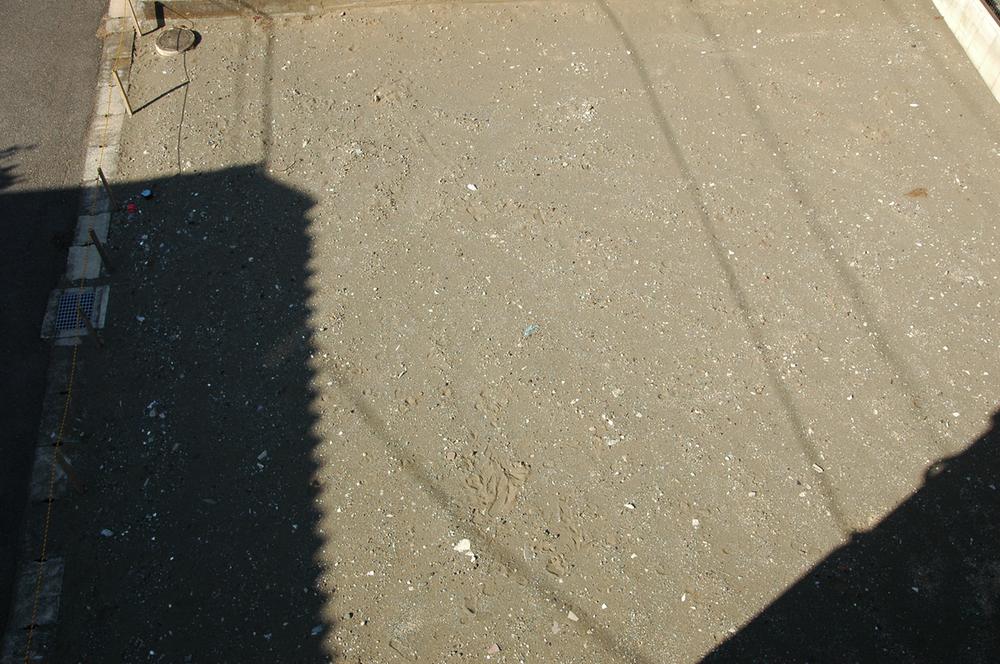 Local photos, including front road. Local (12 May 2013) Shooting