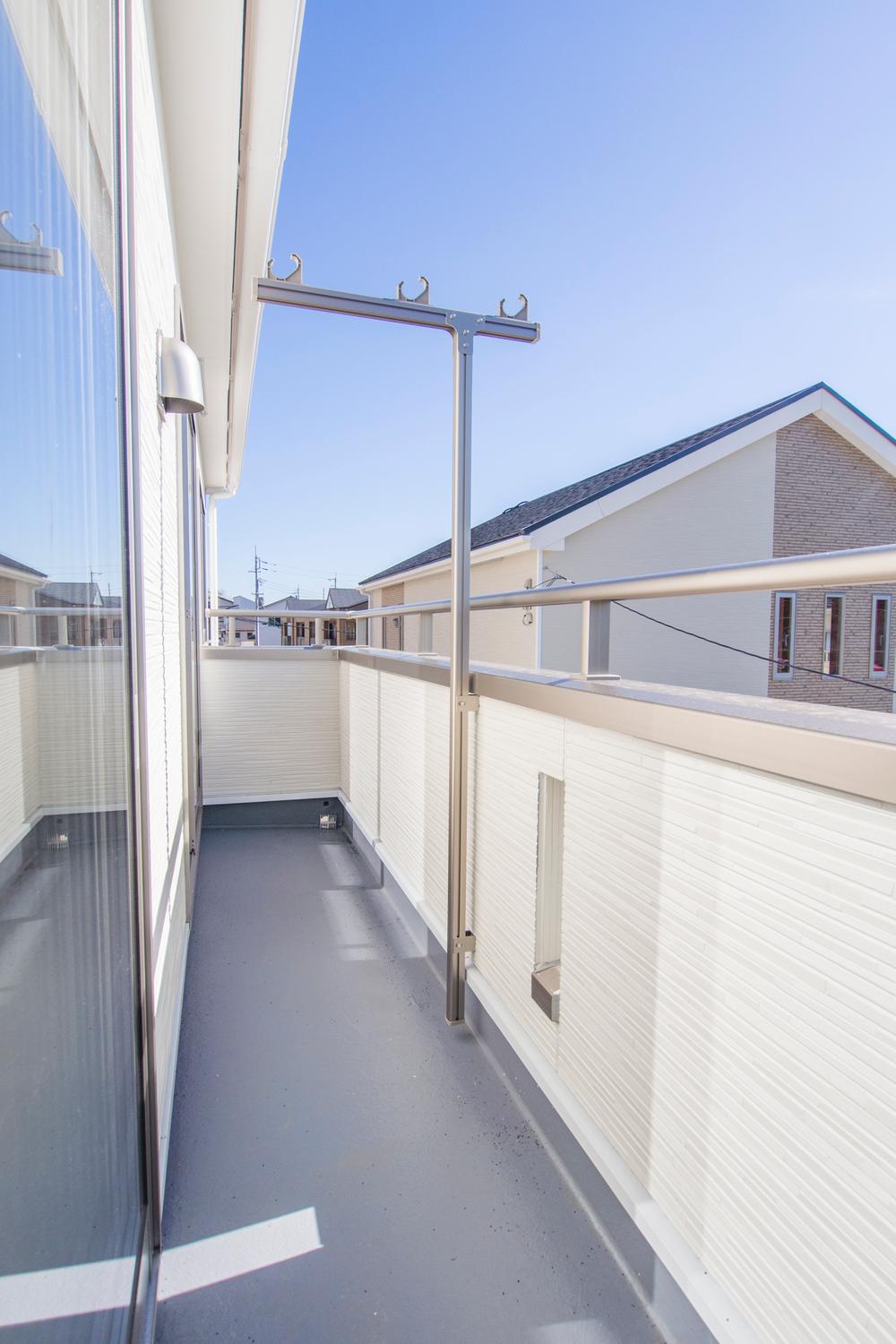 Balcony. Zentominami-facing balcony!