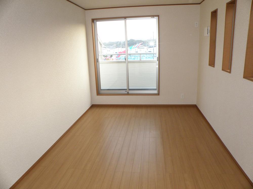 Non-living room. Local (11 May 2013) Shooting