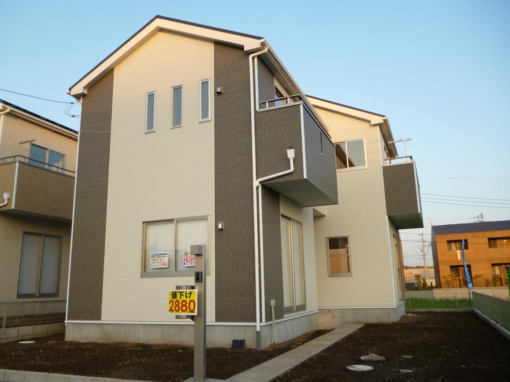 Local appearance photo. Local (11 May 2013) Shooting