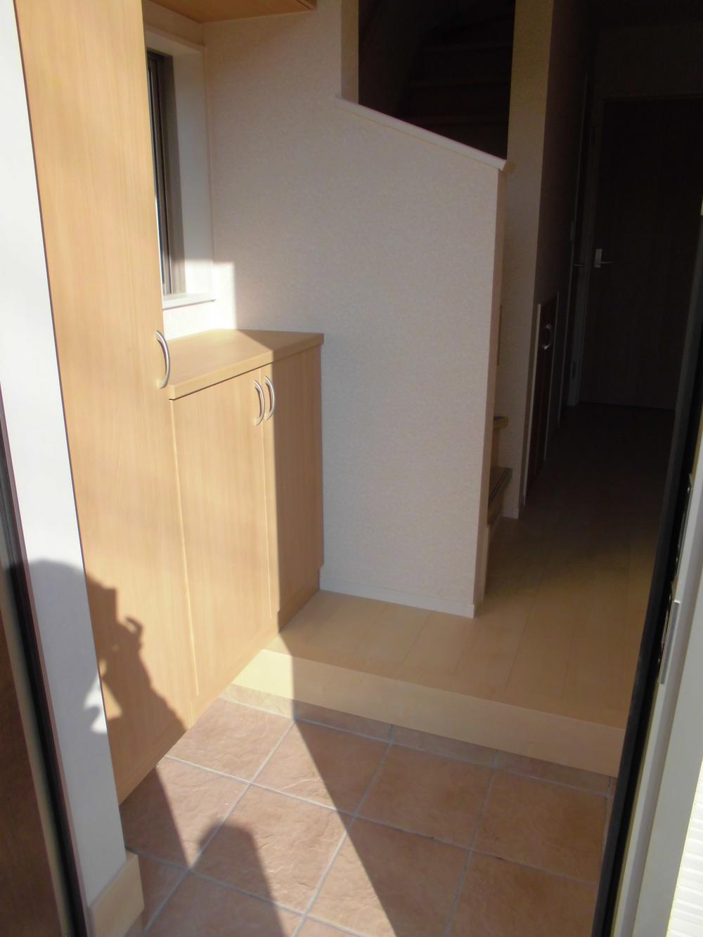 Entrance. Indoor (10 May 2013) Shooting