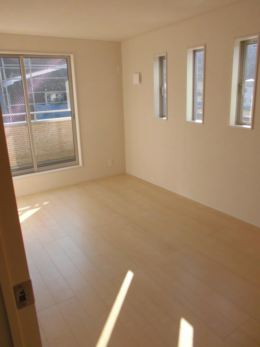 Non-living room. Indoor (10 May 2013) Shooting