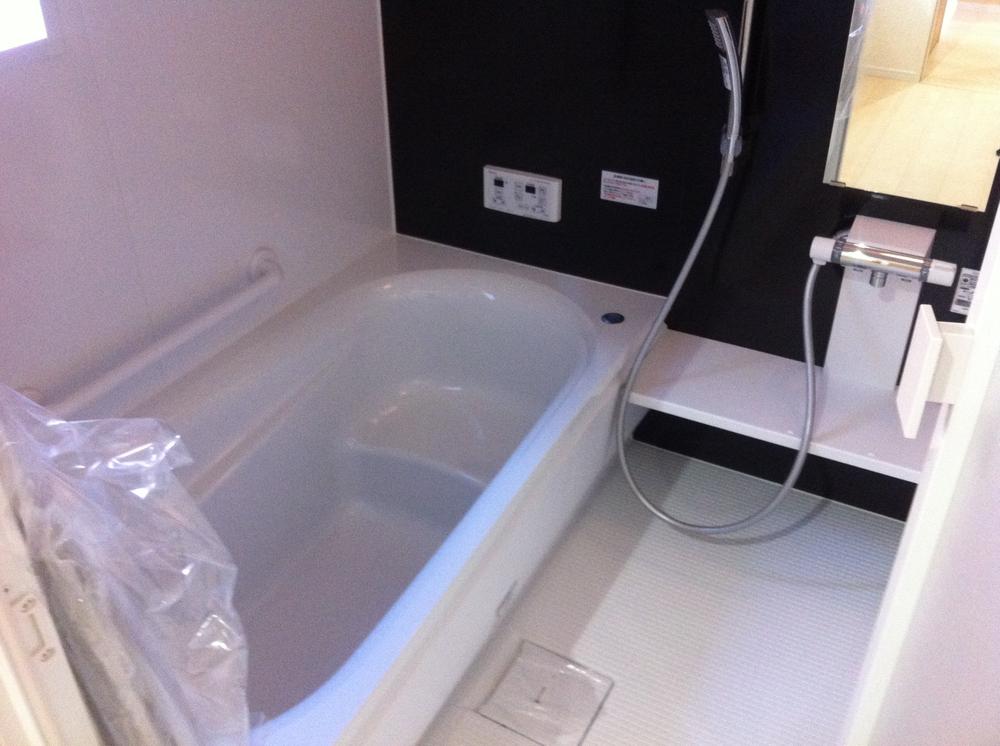 Kitchen. Indoor (12 May 2013) Shooting Building 2