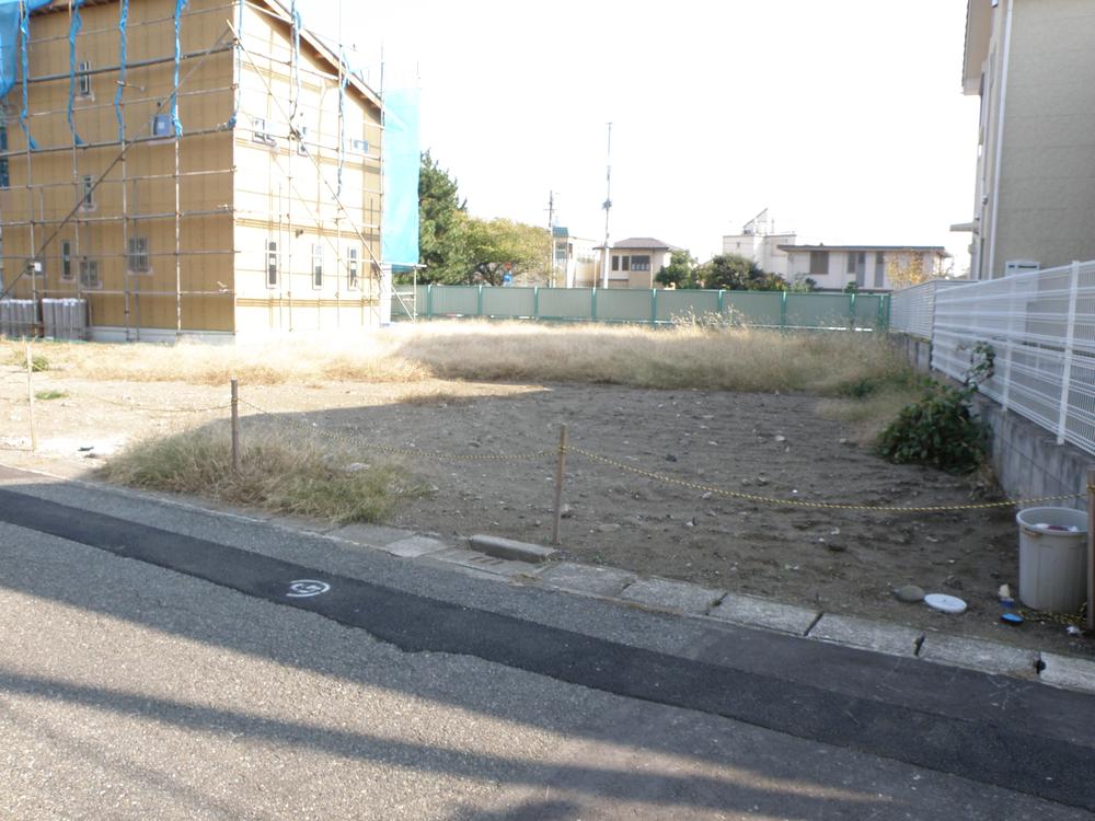 Local appearance photo. Local (11 May 2013) Shooting